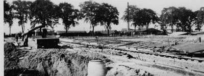 Betonierungsarbeiten im zukünftigen T-Bereich der Dithmarsen-Kaserne (Herbst 1961)