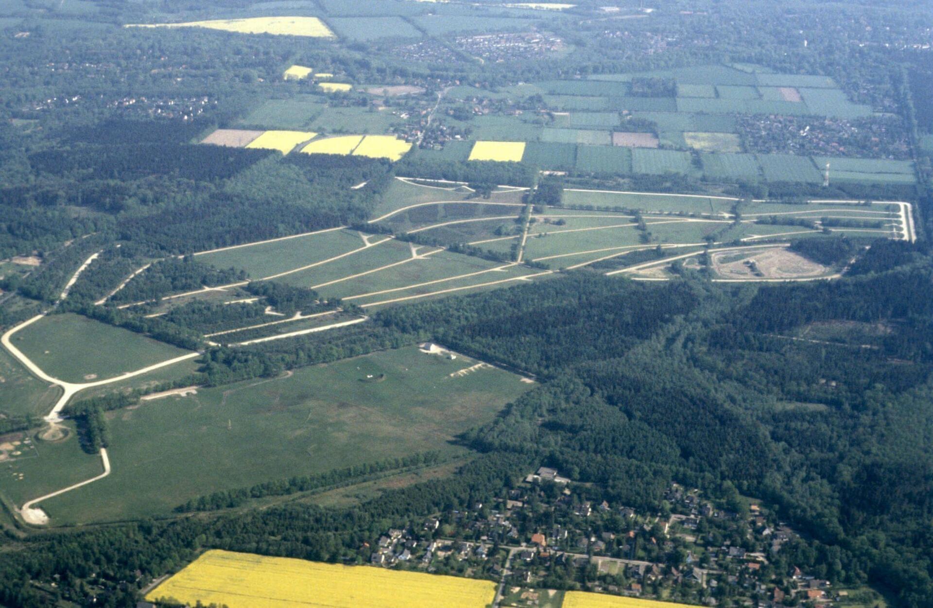 Luftbild des Standortübungsplatzes Wentorfer Lohe (1989)
