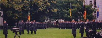 Auflösungsappell Heimatschutzbrigade 51 in der Rettberg-Kaserne in Eutin (1993)